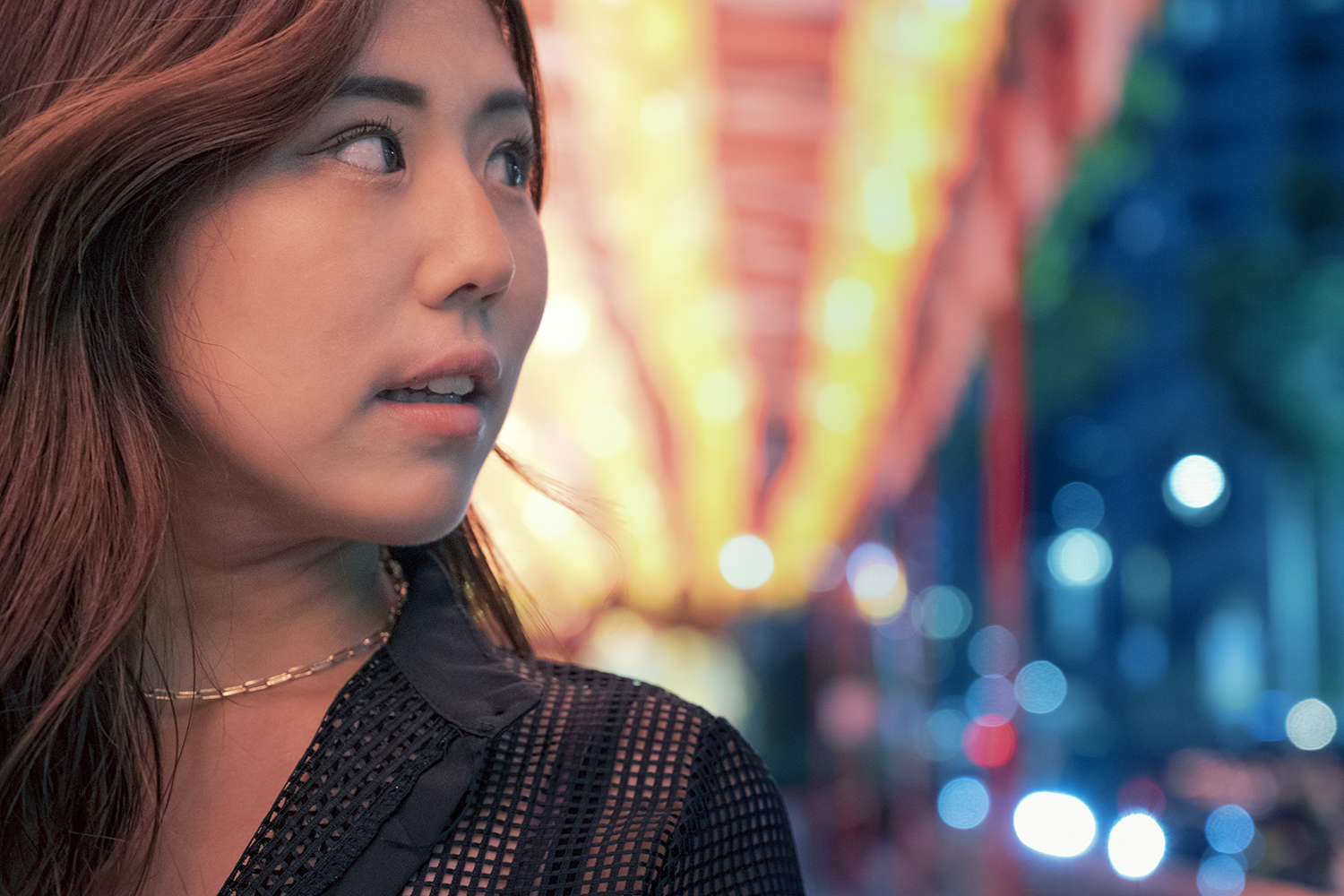 Giulia Brunetti - photography of a young lady in the streets of Singapore