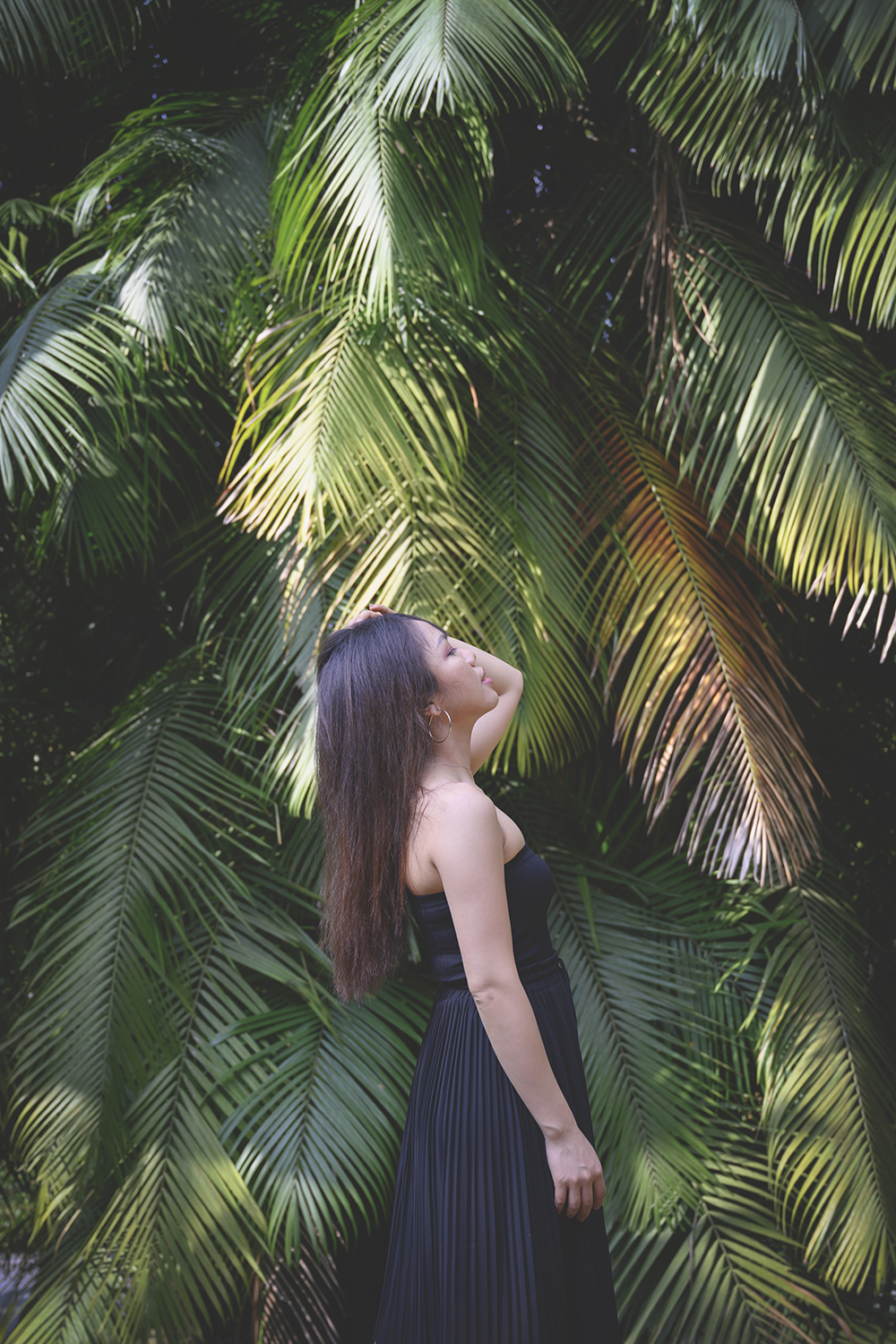 Giulia Brunetti - photography of a young lady in the nature